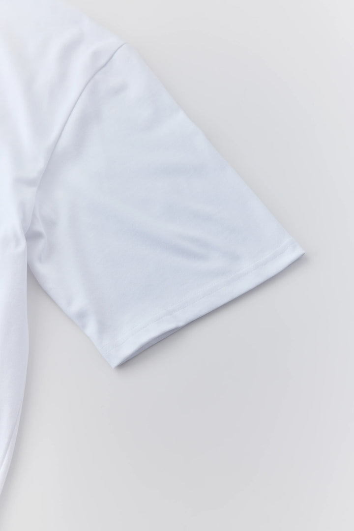 One point over tee / WHITE