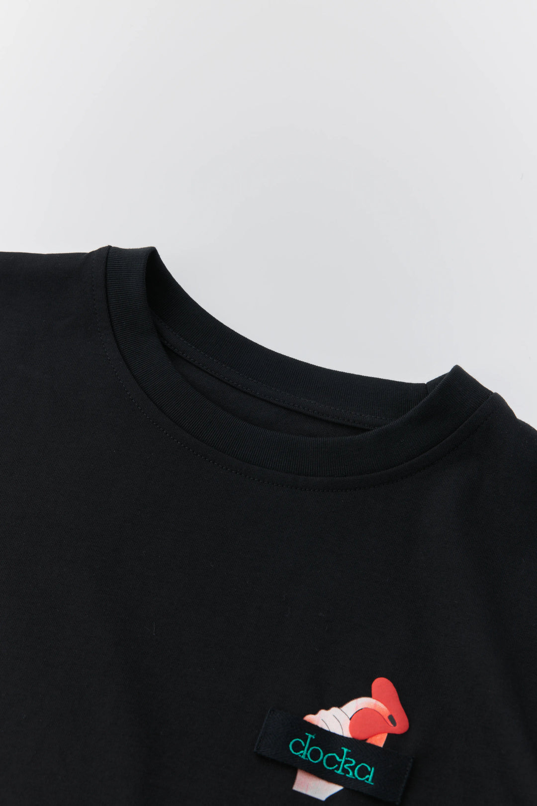 One point over tee / BLACK