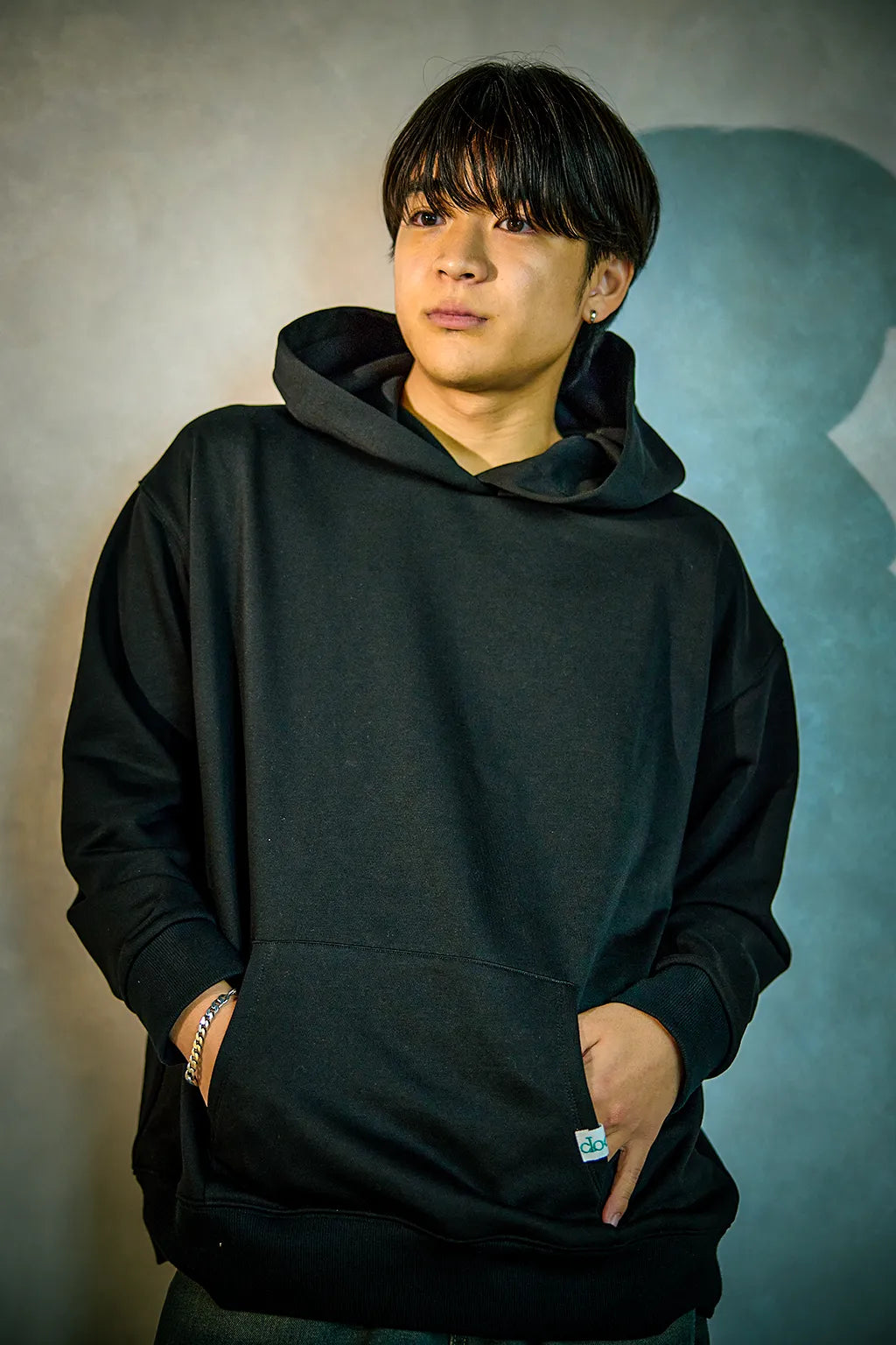 Heart Grip Graphic Hoodie